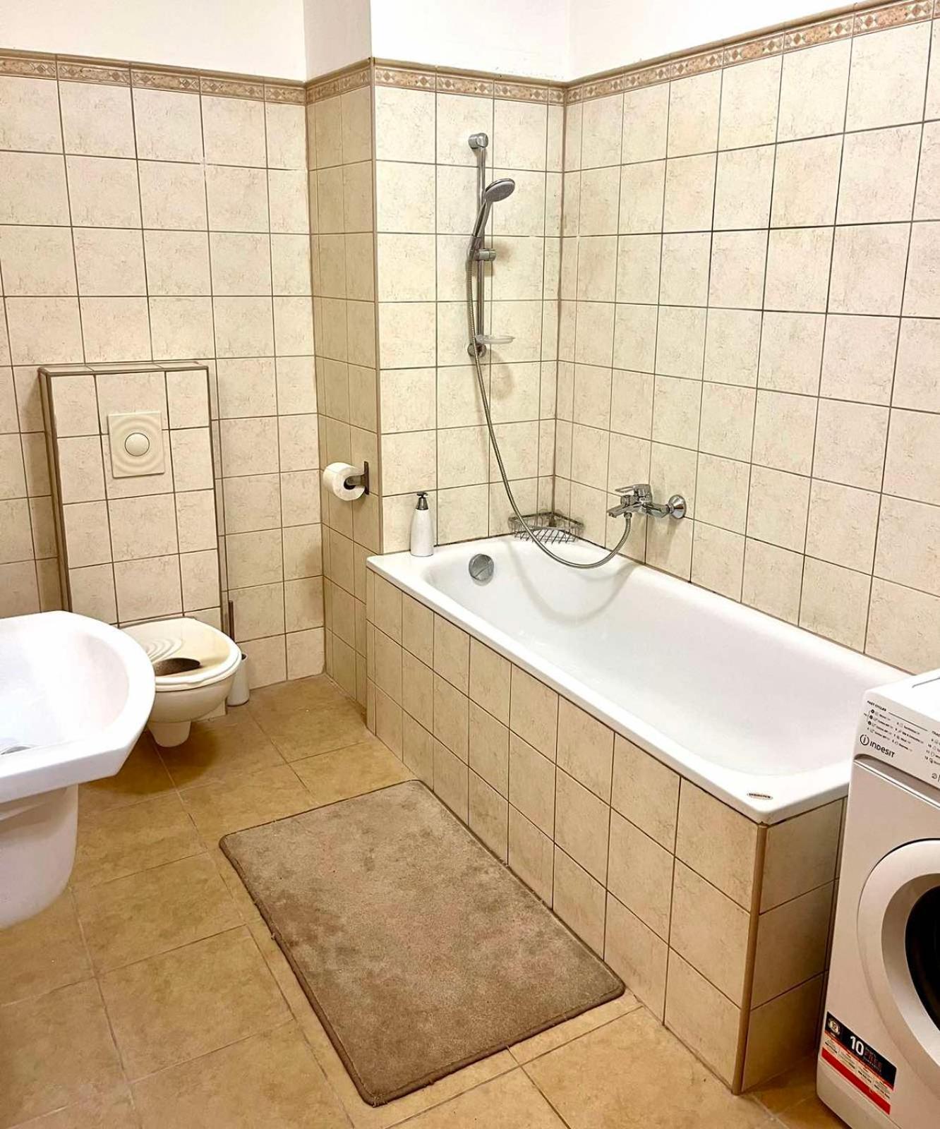 Zen Apartman ブダカラース エクステリア 写真